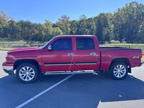 Used 2007 Chevrolet Silverado 1500 LS w/ Chrome Exterior Package image 8