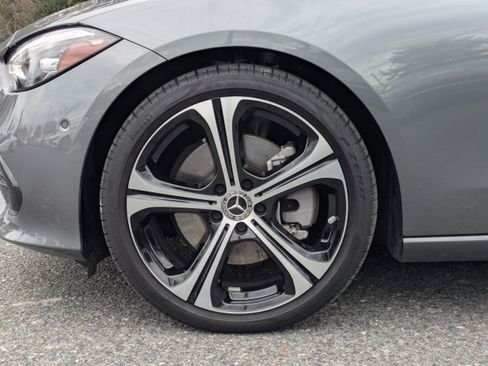 Used 2024 Mercedes-Benz C 300 Sedan image 3