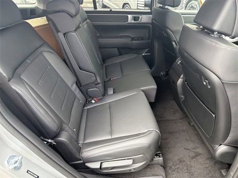 New 2026 Hyundai Santa Fe Limited image 15
