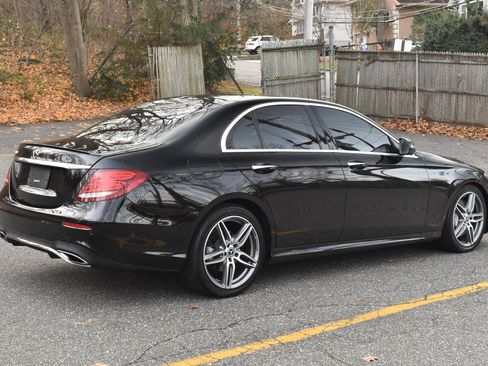 Used 2019 Mercedes-Benz E 300 image 7