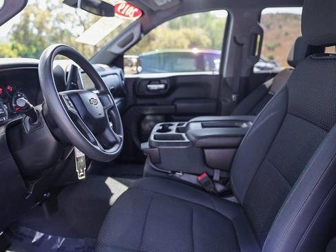 Used 2019 Chevrolet Silverado 1500 Custom RWD image 18