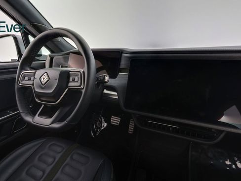 Used 2024 Rivian R1T Adventure AWD/4WD image 25