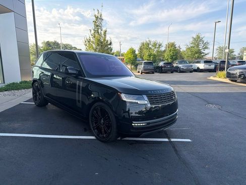Used 2023 Land Rover Range Rover Long Wheelbase SE AWD/4WD image 7