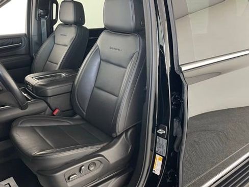 Used 2022 GMC Yukon XL Denali image 34