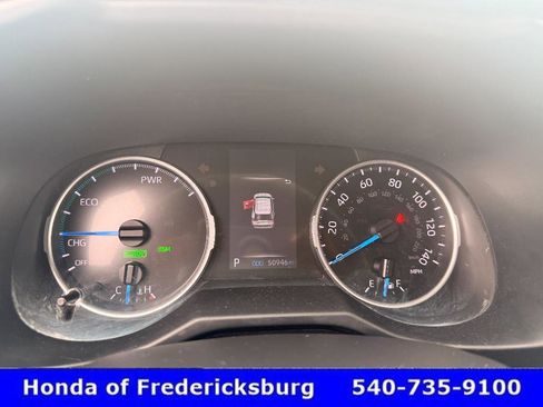 Used 2021 Toyota RAV4 XLE image 21