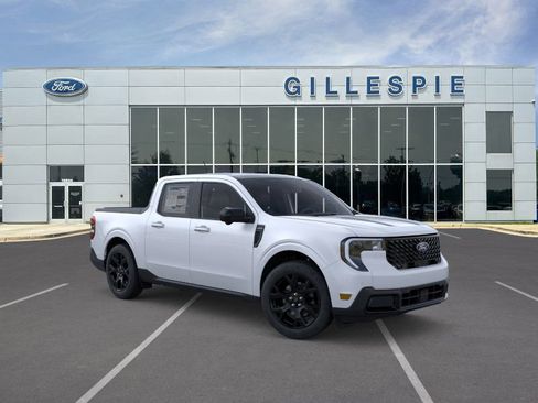 New 2025 Ford Maverick Lariat w/ Black Appearance Package image 7