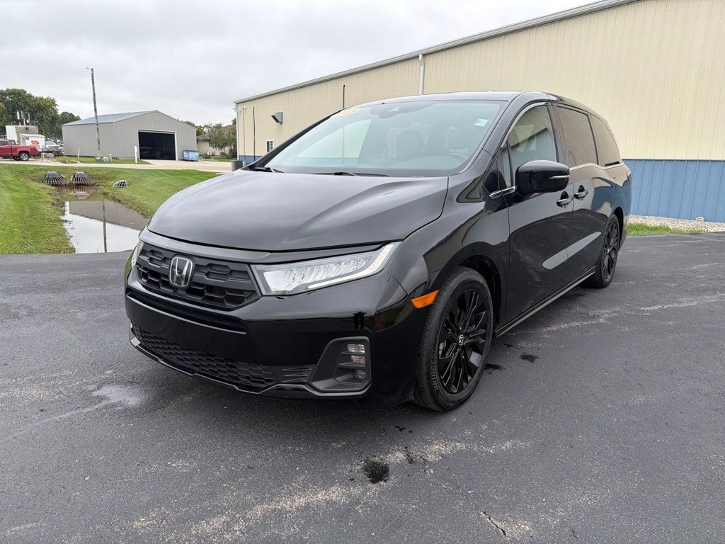 Used 2025 Honda Odyssey Sport-L image 8