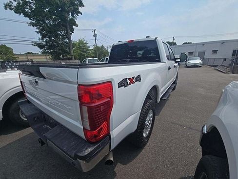 Used 2022 Ford F250 XLT AWD/4WD image 4