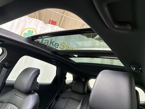 Used 2025 Kia Sportage X-Pro Prestige image 22