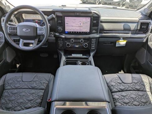 New 2026 Ford F250 Lariat w/ Black Appearance Package AWD/4WD image 16