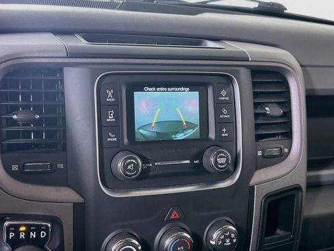 Used 2018 RAM 1500 Express AWD/4WD image 13