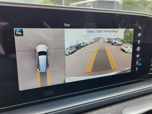 Used 2022 Mercedes-Benz GLS 450 4MATIC image 22