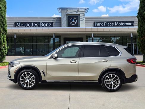 Used 2019 BMW X5 xDrive40i w/ Premium Package 2 image 3