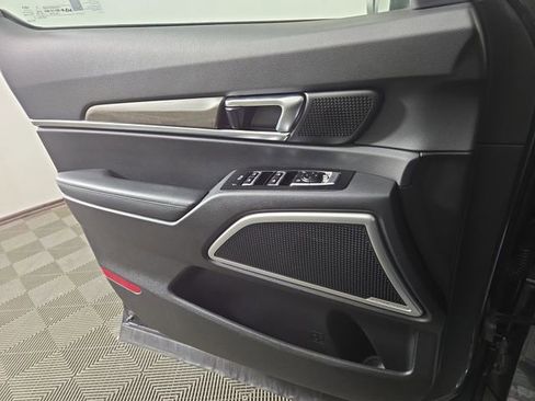 Certified 2022 Kia Telluride EX image 32