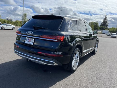 Used 2023 Audi Q7 3.0T Premium Plus w/ Premium Plus Package AWD/4WD image 5