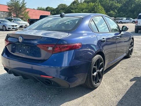 Used 2020 Alfa Romeo Giulia AWD w/ Quick Order Package 22J Sport image 5