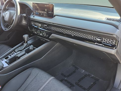 Certified 2023 Honda Accord Sport image 16