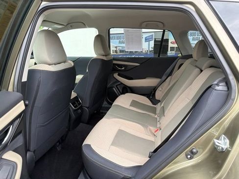 Used 2024 Subaru Outback Premium AWD/4WD image 22