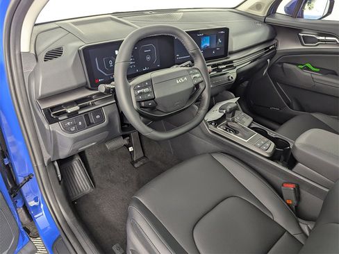 New 2026 Kia Sportage SX image 11