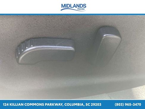Used 2025 Nissan Altima 2.5 SV FWD image 15