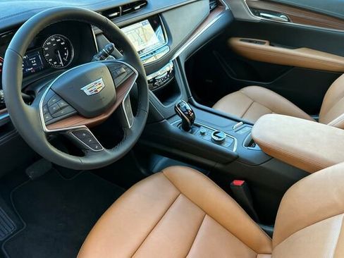 New 2025 Cadillac XT5 Premium Luxury w/ LPO, Floor Liner Package image 10