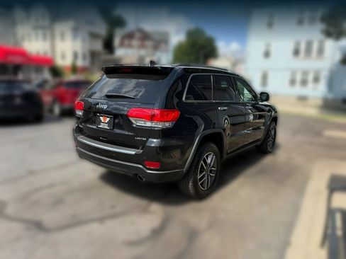 Used 2019 Jeep Grand Cherokee Limited AWD/4WD image 5