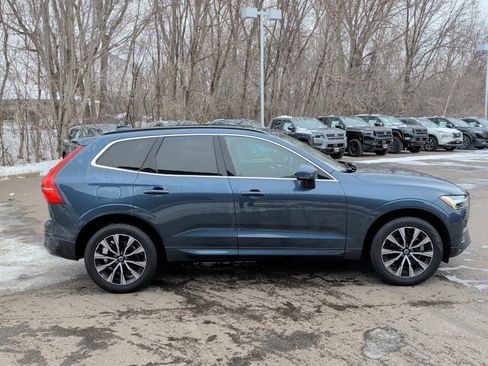 Certified 2023 Volvo XC60 B5 Core image 8