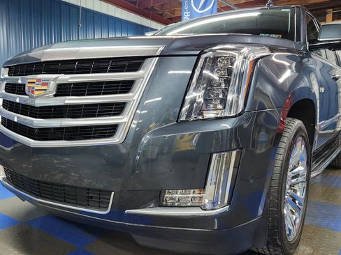 Used 2020 Cadillac Escalade Luxury image 79