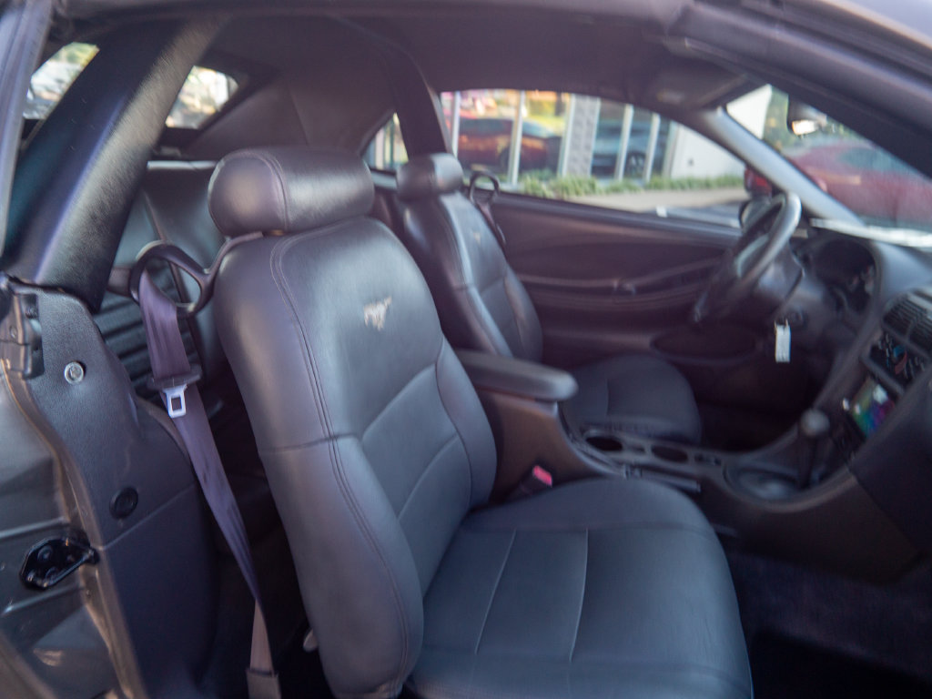Used 2002 Ford Mustang GT RWD image 21