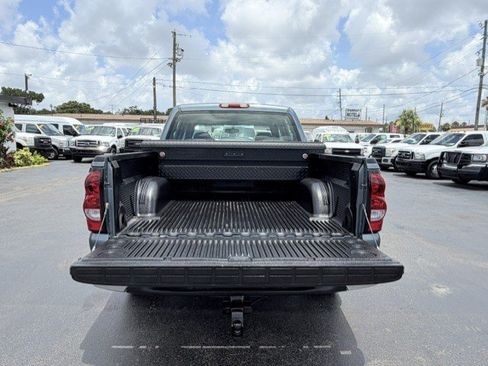 Used 2006 Chevrolet Silverado 1500 LS w/ Chrome Exterior Package RWD image 7