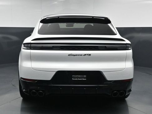 New 2026 Porsche Cayenne GTS AWD/4WD image 9