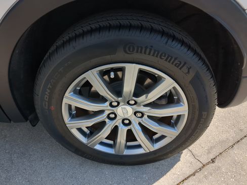 Used 2019 Cadillac XT4 Premium Luxury image 33