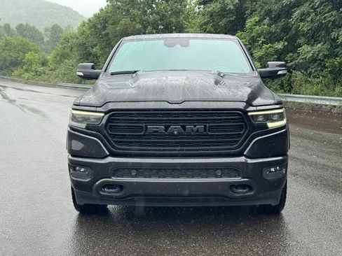Used 2020 RAM 1500 Limited w/ Black Appearance Package AWD/4WD image 2