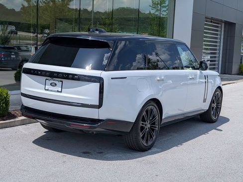 New 2026 Land Rover Range Rover Long Wheelbase SE AWD/4WD image 6