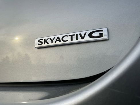 Used 2019 MAZDA MAZDA3 Sedan image 24