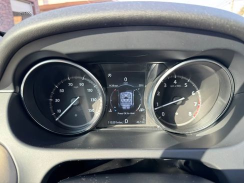 Used 2018 Land Rover Discovery Sport HSE AWD/4WD image 64