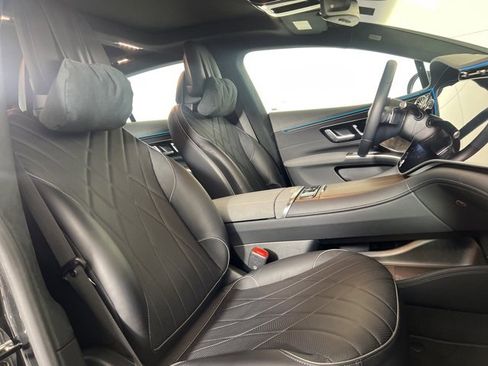 Used 2023 Mercedes-Benz EQS 580 4MATIC Sedan image 13