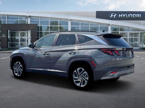 New 2026 Hyundai Tucson SEL Plus w/ Tow & Go Package AWD/4WD image 4
