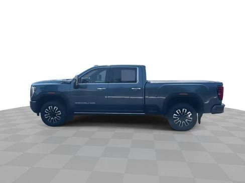 Used 2024 GMC Sierra 2500 Denali Ultimate AWD/4WD image 5