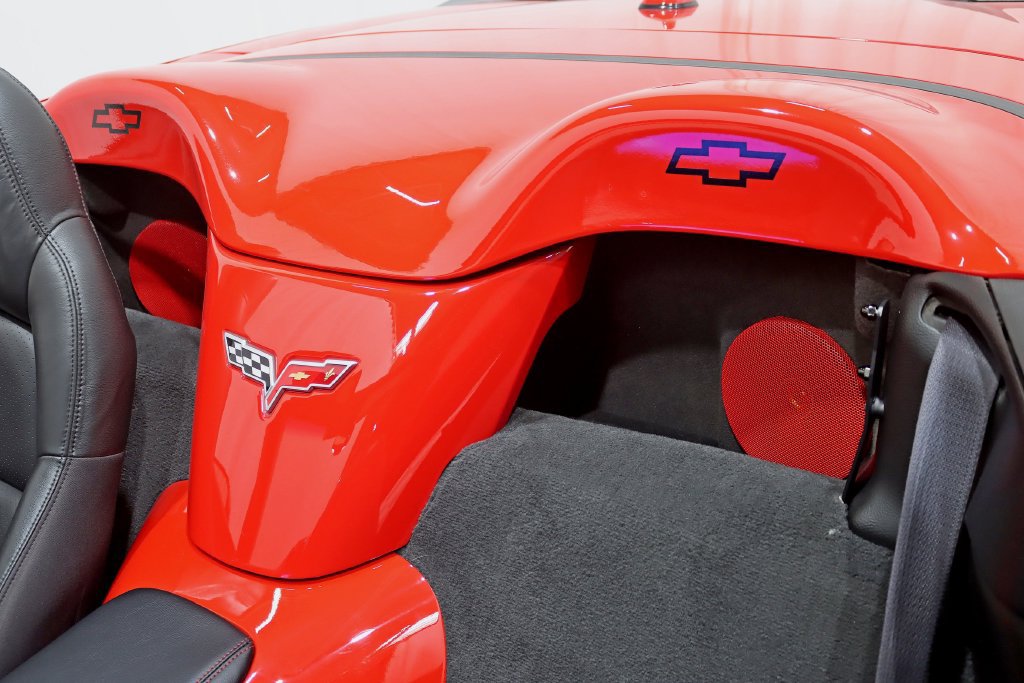 Used 2005 Chevrolet Corvette Convertible w/ Preferred Equipment Group RWD image 22