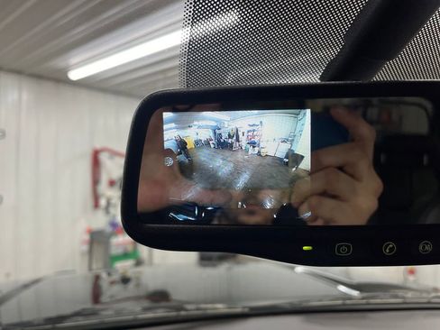 Used 2011 Chevrolet Avalanche LT w/ Luxury Package image 24