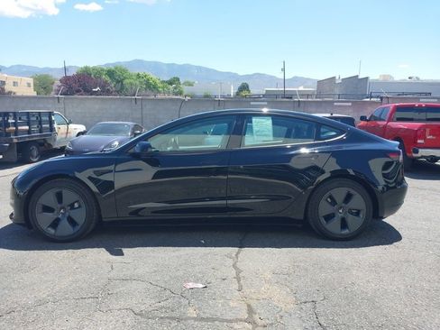 Used 2021 Tesla Model 3 Long Range AWD/4WD image 4