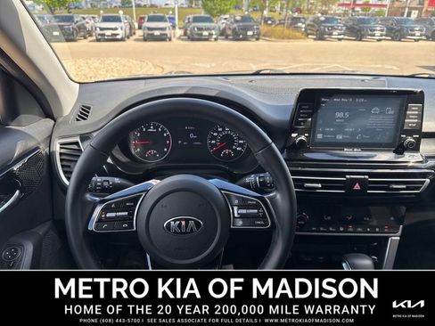 Used 2021 Kia Seltos EX AWD/4WD image 17