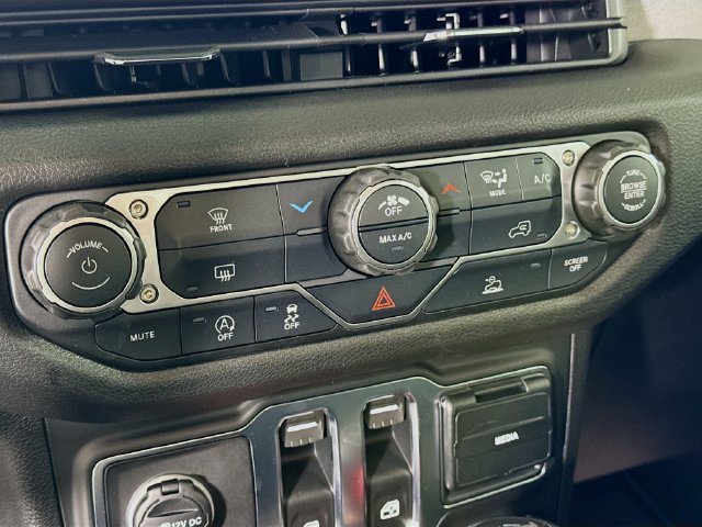 New 2026 Jeep Wrangler Sport AWD/4WD image 15