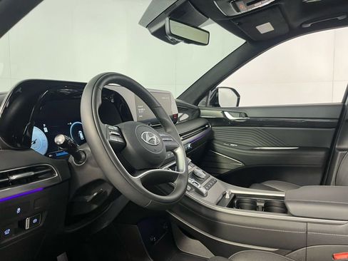 Used 2025 Hyundai Palisade Calligraphy image 25