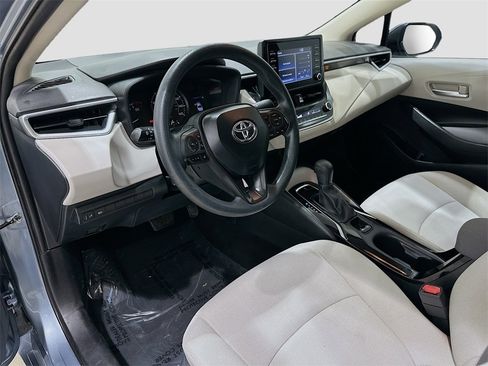 Used 2020 Toyota Corolla L image 9