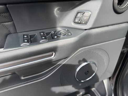 Used 2023 Ford Expedition Max Platinum AWD/4WD image 11