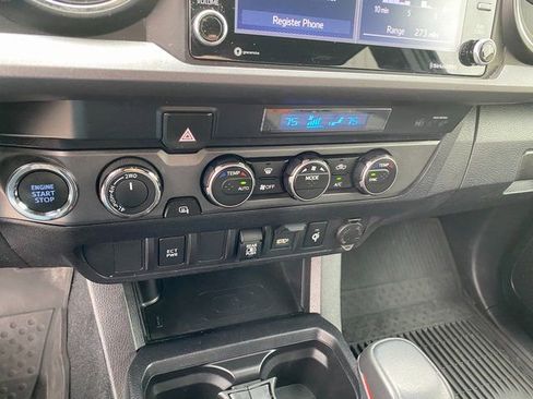 Used 2022 Toyota Tacoma TRD Sport image 20