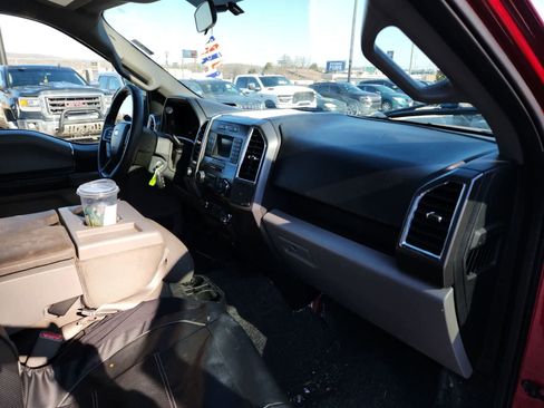 Used 2016 Ford F150 XLT image 17