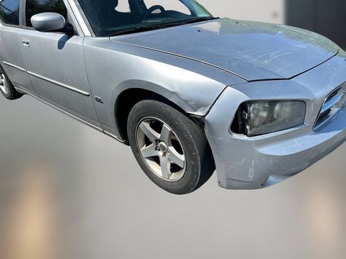 Used 2010 Dodge Charger SXT RWD image 10